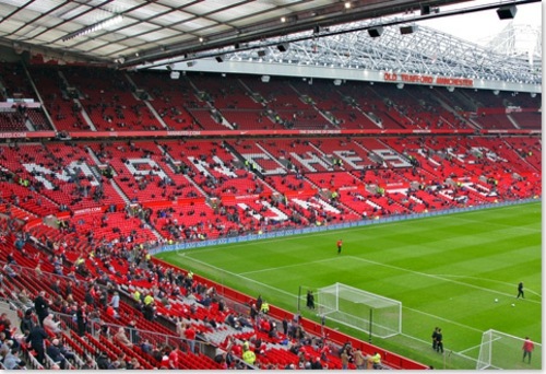 angleterre manchester united stade old trafford sieges rouges
