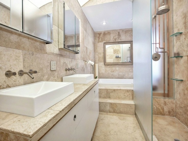 appartement de luxe salle bains revetement calcaire travertin