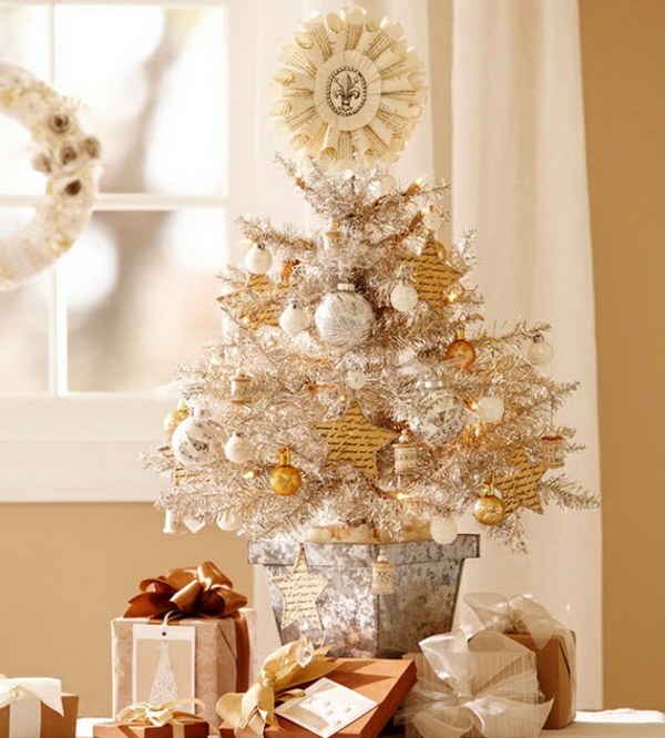 arbre-de-Noël-sapin-boules-decoratives