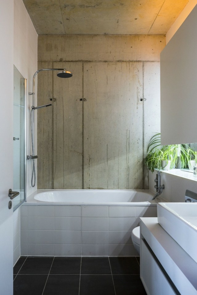 architecture moderne salle bains baignoire lumiere
