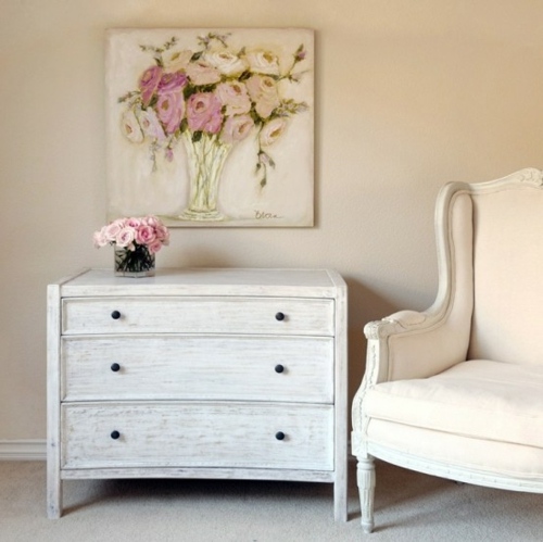 armoire blanc fauteuil shabby chic