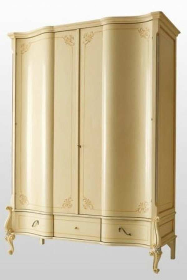 armoire design classique Volpi