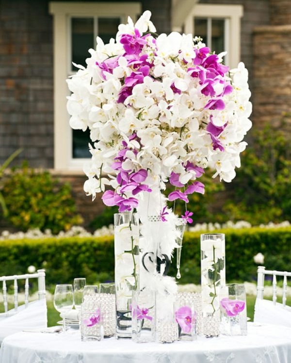 arrangement floral blanc violet
