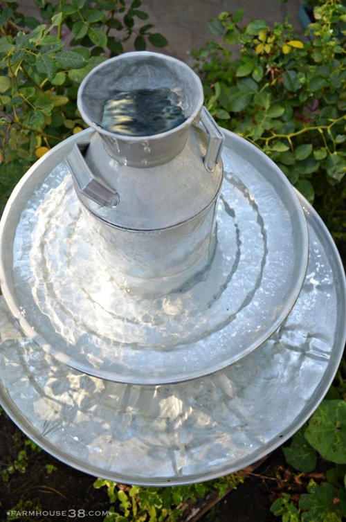 arrosoir metal tole cruche vase argent recipient fontaine