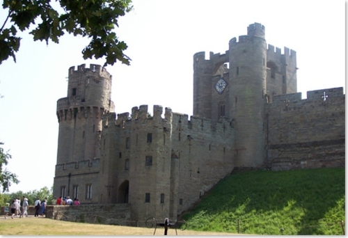 attractions touristiques chateau medieval warwick angleterre