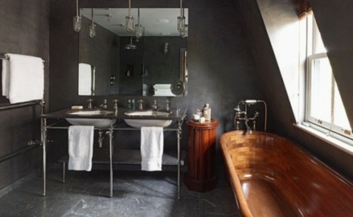 baignoire bois couleur noir mur salle bains masculine
