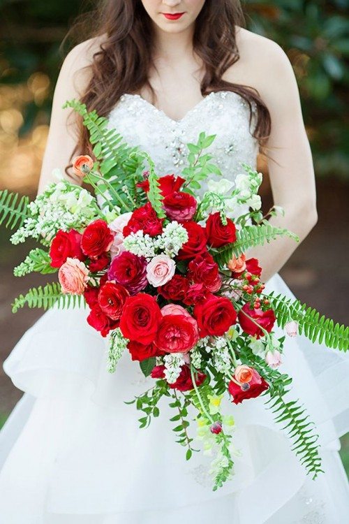 Thème de mariage belle presente bouquet mariee