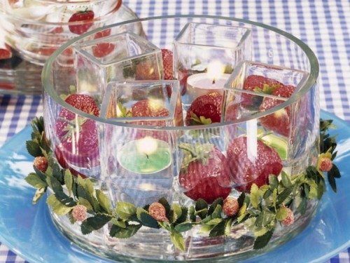 bougies flottantes cylindre verre fraises