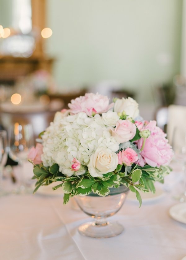 bouquet simple blanc table