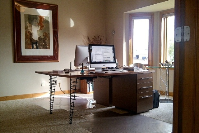 bureau moderne pied plateau cabinet travail spirale cone