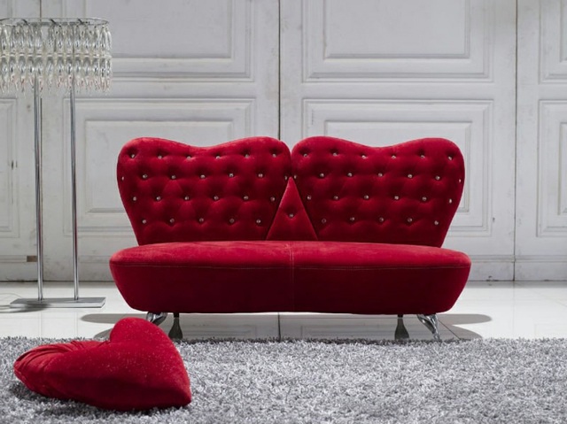 canapé déco rétro rouge intérieur glamour