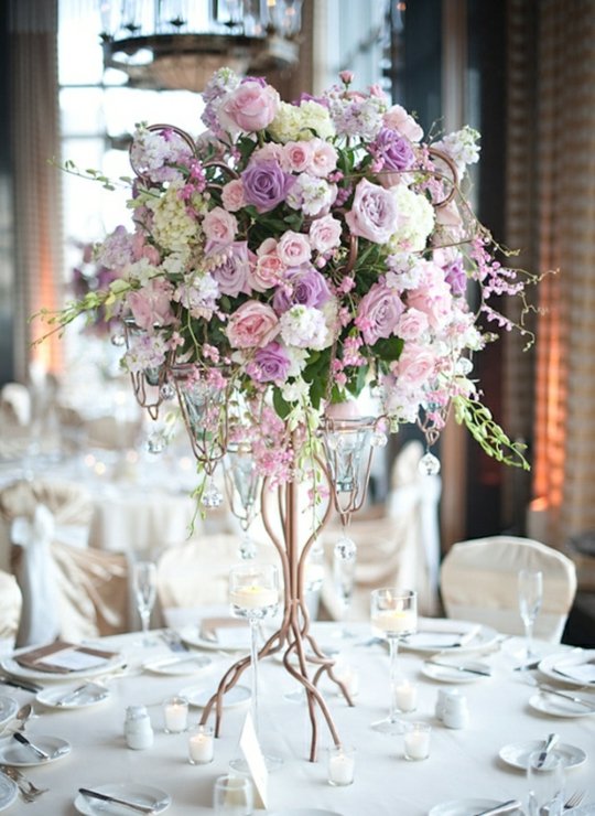 centre de table roses violet lilas branche
