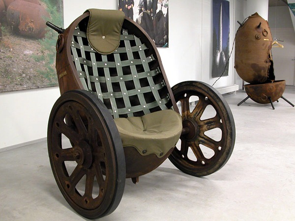 chaise bombe sous marine avec roues