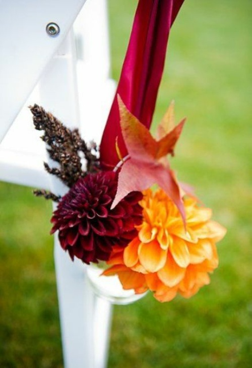 chaise ornée bouquet de fleurs gammes automnales