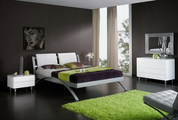 chambre à coucher minimaliste accent couleur
