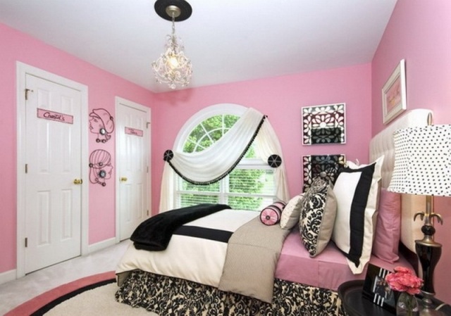 chambre-ado-fille-couleur-rose-noire-grand-lit