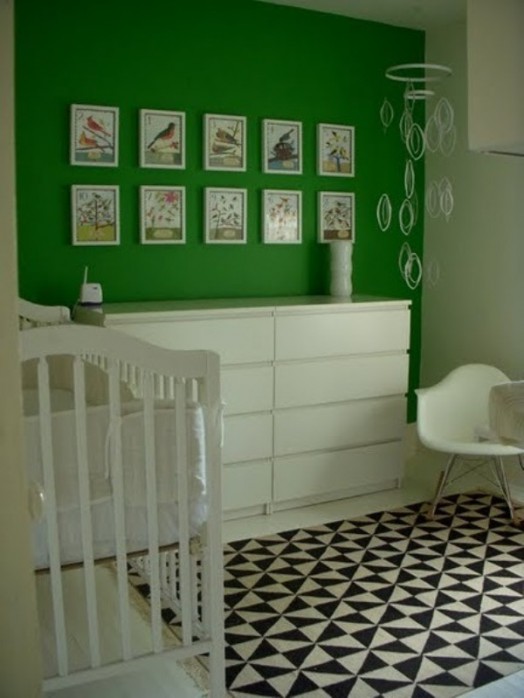 chambre bébé en vert gazon