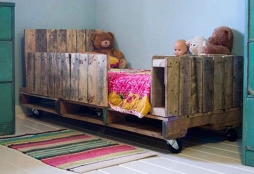 chambre d'enfant bois déco lit rustique