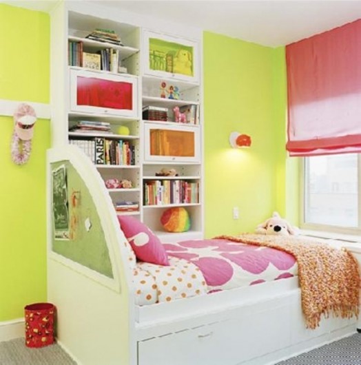 chambre fille vert jaune rose