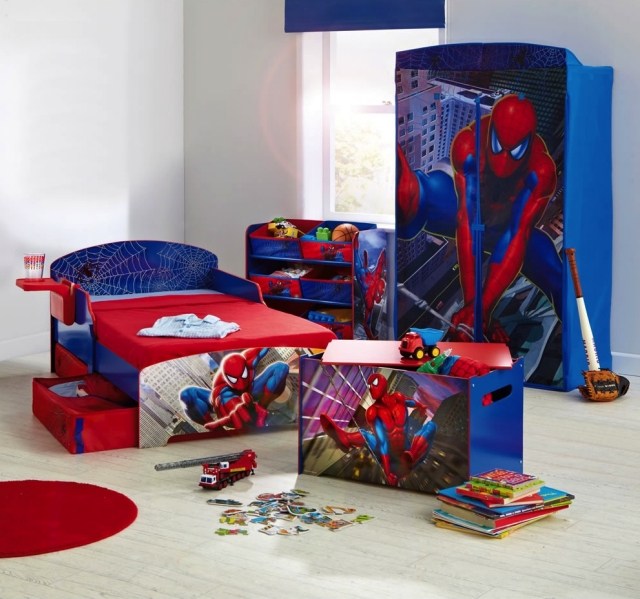 chambre-garçon-idée-de-décoration-originale-thème-spider-men
