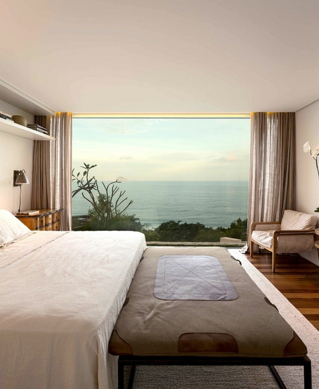 chambre idyllique baies vitrées vue océan