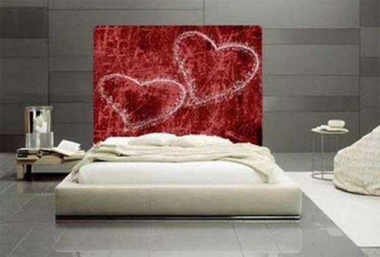 chambre peinture rouge coeurs décoration