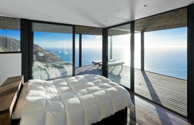 chambre à coucher minimaliste baie vitrée panorama