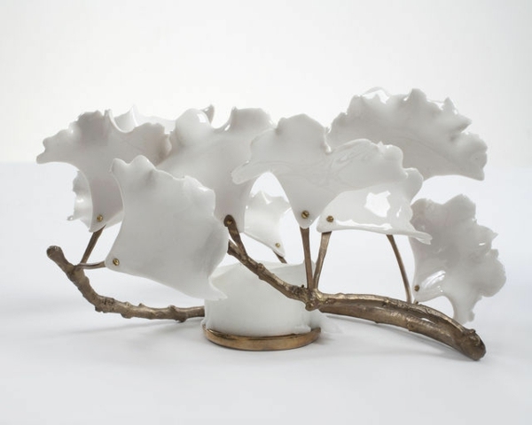 chandelier design fleurs blanches