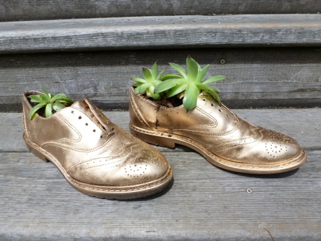 chaussures-doresees-pot-fleurs