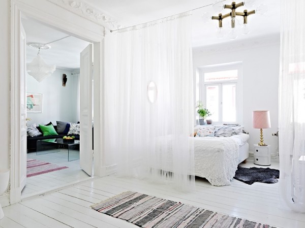 cloison chambre rideau blanc transparent
