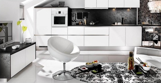 cuisine-moderne-idée-originale-noir-blanc-chaise-placards
