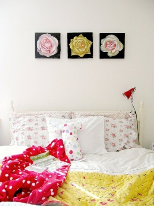 décoration chambre à coucher cadres fleurs