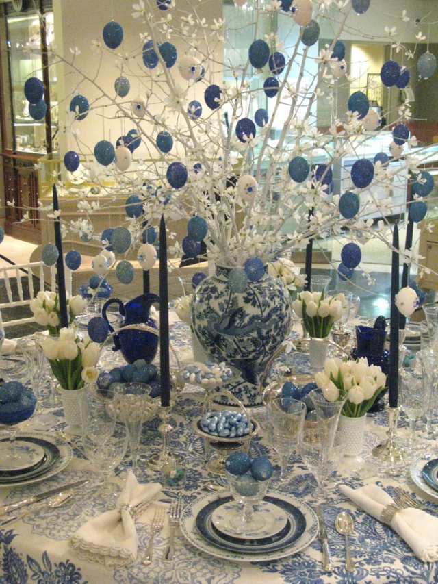 décoration de table Pâques bleu