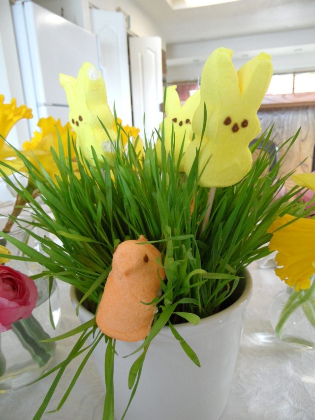 décoration de table Pâques fleur