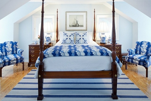 deco interieur lit bladaquin chambre coucher blanc bleu
