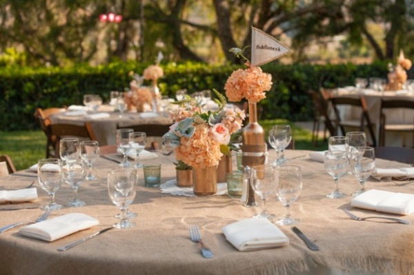 deco table florale mariage exterieur