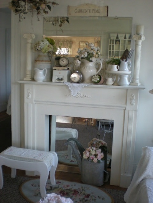 décoration de printemps cheminée accent blanc