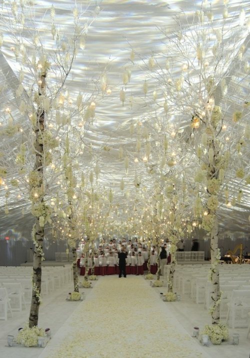 decoration mariage blanc arbres bougies suspendues