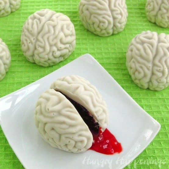 Gâteaux en forme de cerveau  formidable idée pour la soirée  attractives 