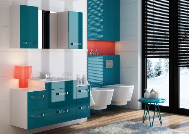 déco-salle-bains-mobilier-couleurs-armoires-toilette-blanc-bleu-lampe-rose-meuble-vasque-bleu-blanc