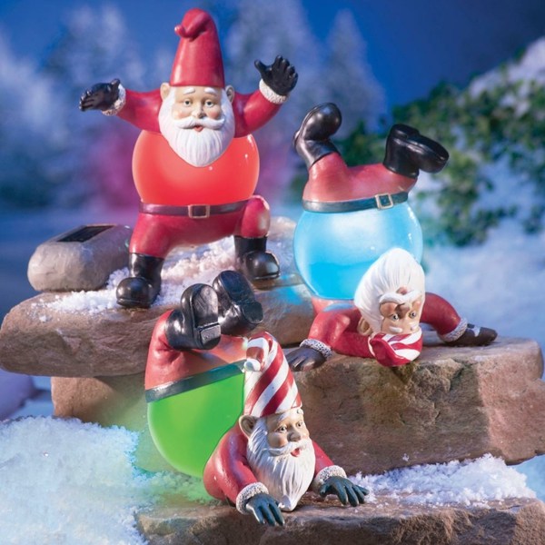 décoration-de-Noël-idée-originale-extérieur-figurines-Père-Noël