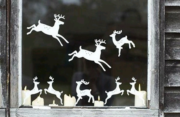 décoration-de-Noël-matériaux-naturels-cerfs-bougies