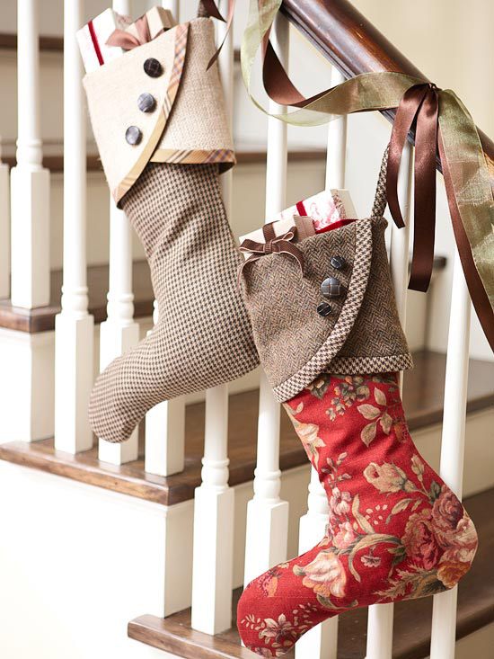 décoration-noël-chaussettes-DIY-parapet-escalier