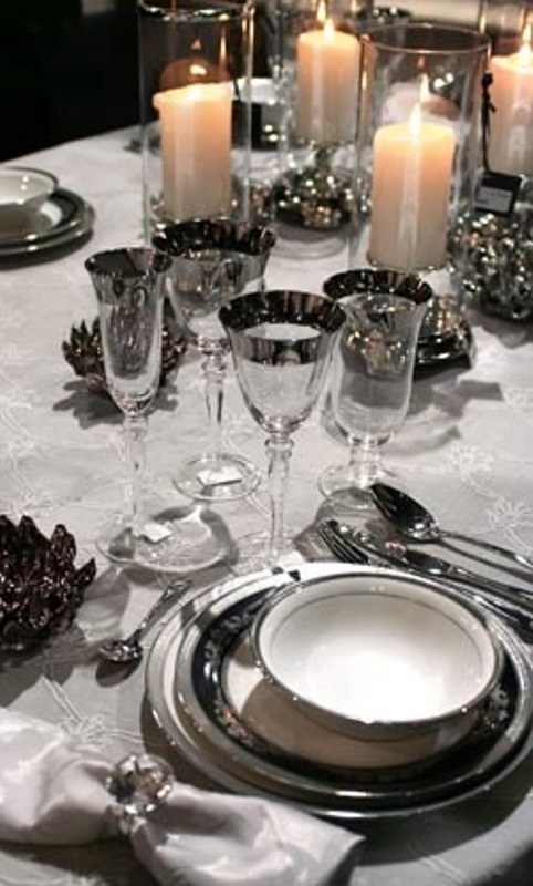 décoration table mariage hiver verres vin cristal disposition
