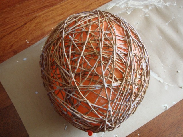 Déco de Pâques DIY enroulez ballon corde