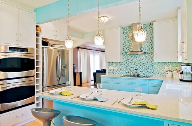 ete interieur cuisine luxe bleu design-decor