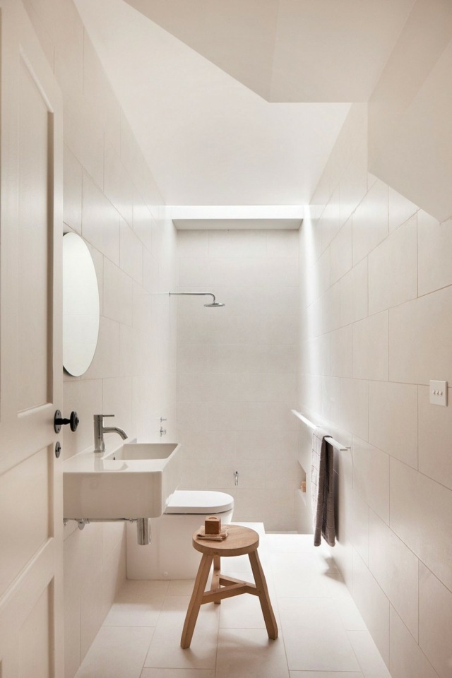 fente lumineuse lumiere design moderne blanc salle bains