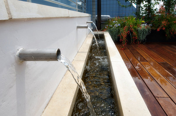 fontaine eau toit aménagement jardin