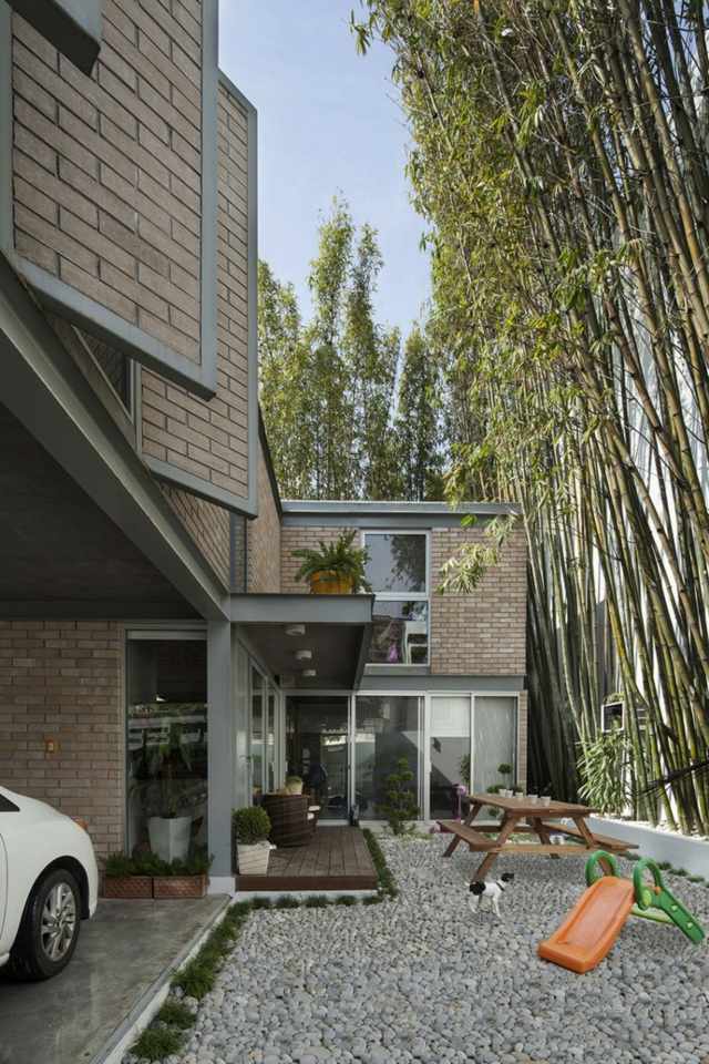 garage terrasse bois jardin maison