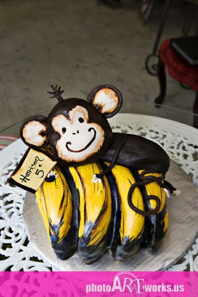 gateau anniversaire enfant singe chimpanze banane